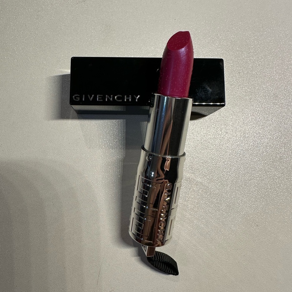 Givenchy Lipstick - Ideal Fuchsia